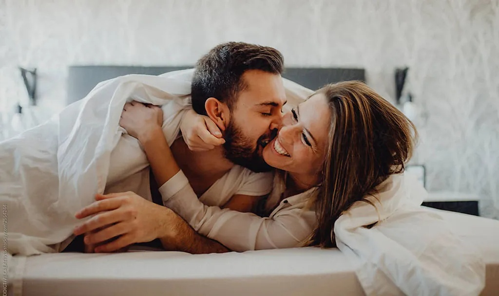 3 Things Men Love About Older Women