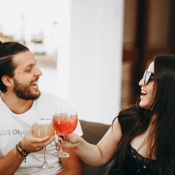 Handle Emotions in Casual Dating