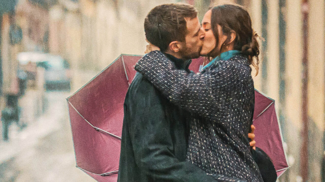 First Kiss Mistakes to Avoid