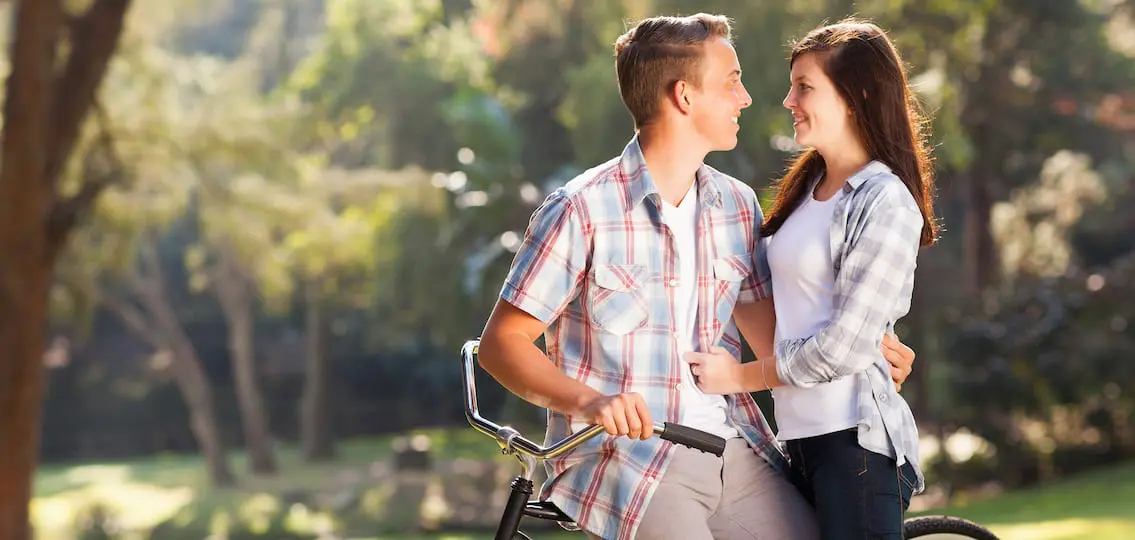 Dating Advice for 17-Year-Olds