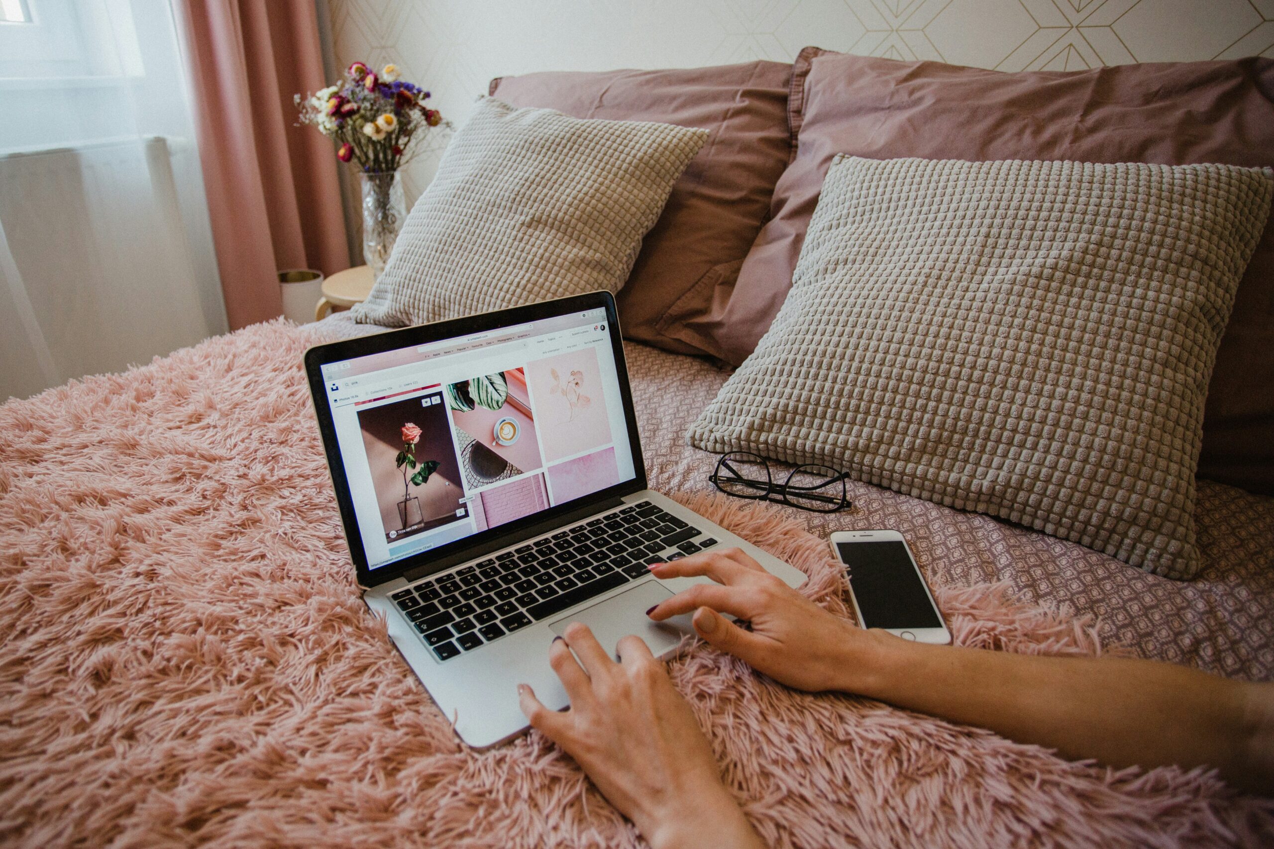 Online Dating Site Pros and Cons