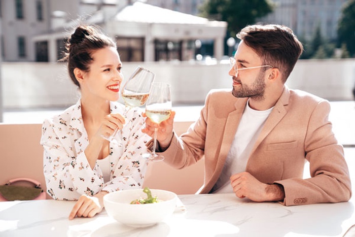 Networking Spots and Events for Sugar Daddies in Orlando