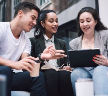 How Technology Supports Harmony Connections in Modern Workplaces